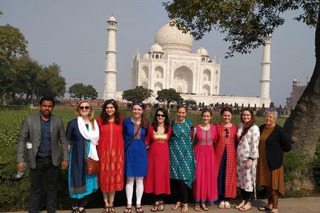 Taj Mahal & Agra Fort Group Tour From Delhi