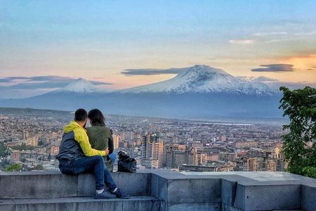 Private tour - Experience evening beauty of Yerevan
