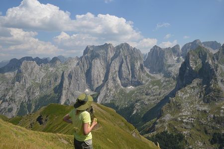 Prokletije (Popadija, Talijanka, Volušnica) Hiking Tour 