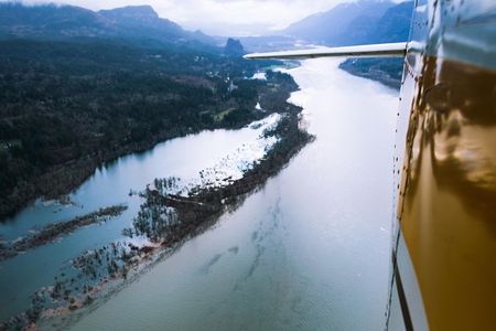 Multnomah Falls Waterfall Air Tour by Envi Adventures