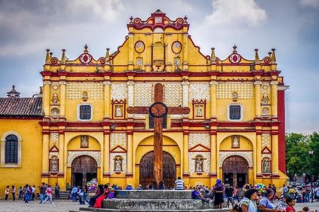 Tour to San Juan Chamula & Zinacantan Indian communities