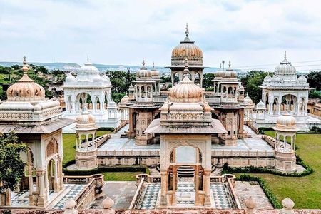 2 Days Private Tour to Jaipur