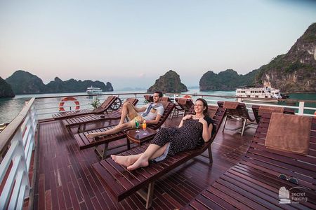 Secret Halong Cruise - The responsible excursion in Halong bay