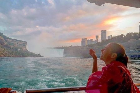 Toronto: Niagara Falls Tour, Boat, Journey Behind Falls & Tower