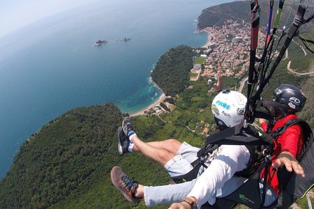 Relaxing flight in Petrovac
