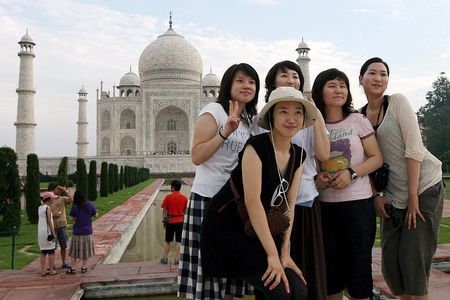 Same Day Taj Mahal Tour from Gurgaon (Gurugram)
