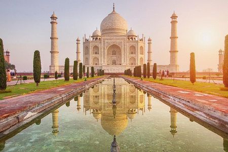 Taj Mahal Sunrise Tour from Delhi, Gurgaon or Noida