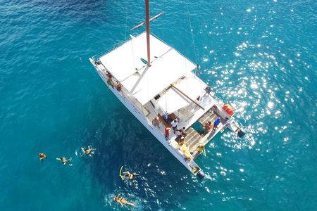 Private Catamaran Snorkeling Cruise in Los Cabos