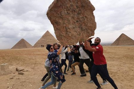 Cairo layover tour to Giza pyramids and khan El Khalili bazaar