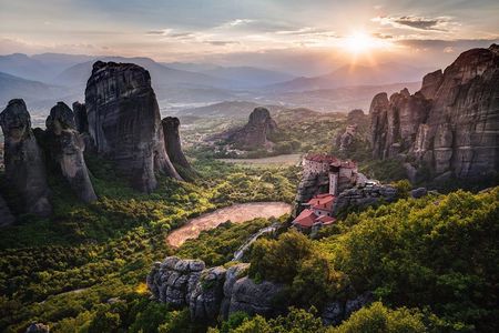 Private Day Trip from Athens to Meteora 