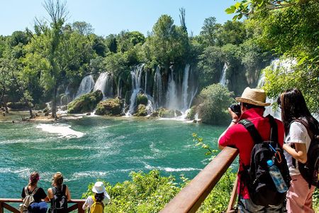 Day Trip to Mostar and Kravice (English-Español)