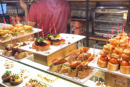 Barcelona Food Tour: Market & Gothic Quarter with Expert Guide