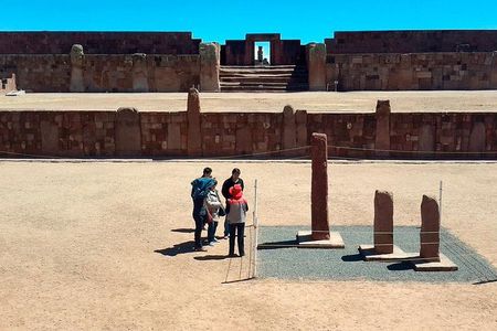 Tiwanaku & Puma Punku - Private Service.