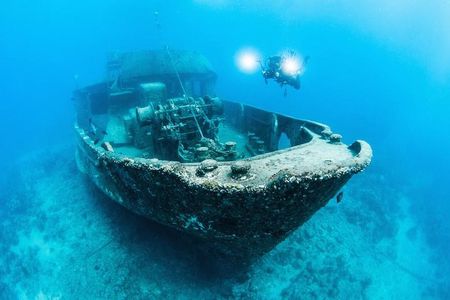 Private Charter Wreck Lovers 2 dives in Bayahibe from Punta Cana 