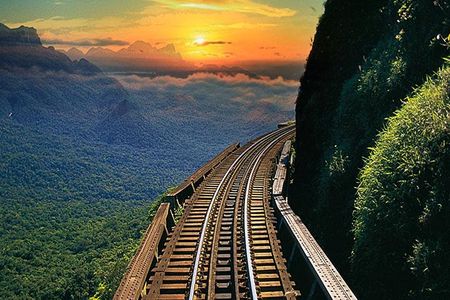 Serra Verde Express: Por do Sol Completo Boutique