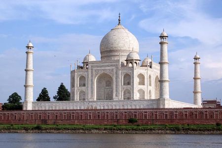 From Delhi-Private Taj Mahal, Agra Fort Tour & Jaipur Transfer