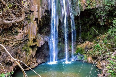 Akchour waterfalls tours 