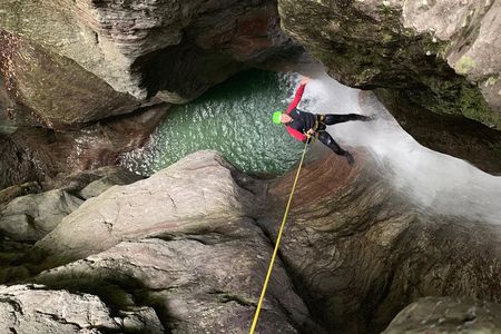 Extreme Canyoning