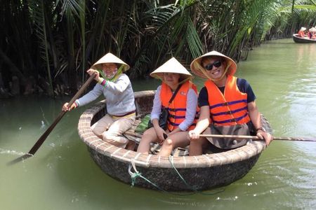 5-Hour Discovery Countryside by Cycling, Buffalo and Basket Boat