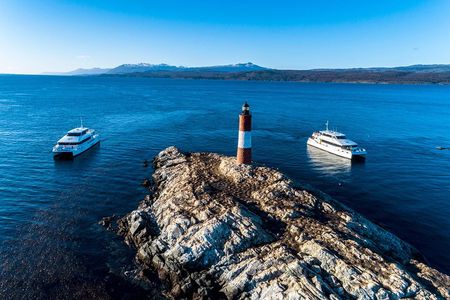 Canoero Catamarans - Canal Beagle Tour, Sea Lions and Les Eclaireurs Lighthouse.