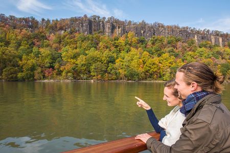 New York Fall Foliage Sail up the Hudson River