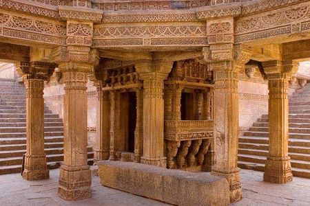Private Tour: Full-Day Stepwells Tour from Ahmedabad