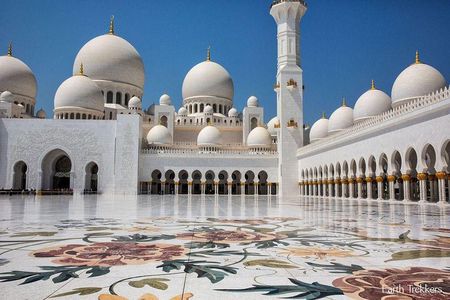 Private Abu Dhabi City Tour with Grand Mosque & Heritage Village 