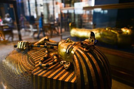 Private Tour to Pyramids,sphinx, Egyptian Museum, Citadel & Mohamed Ali Mosque