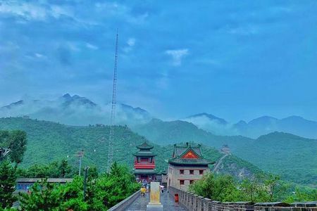 Beijing Private Tour to Juyongguan Great Wall and Longqing Gorge with Boat Ride