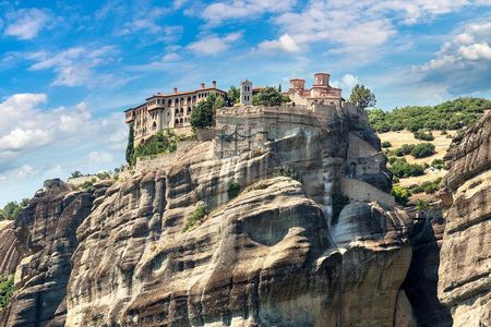 Meteora Rocks and Experiences All Around !!! 2Days 