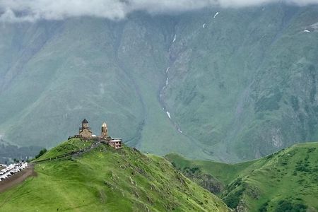 Kazbegi Day Trip (Jinvali, Ananuri, Gudauri, Gergeti church)
