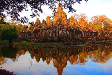 2-Day Angkor Wat Tour from Bangkok