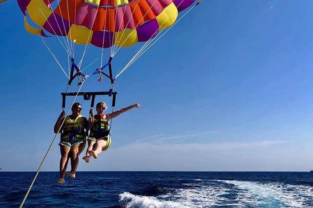 Roatan Parasailing Tour