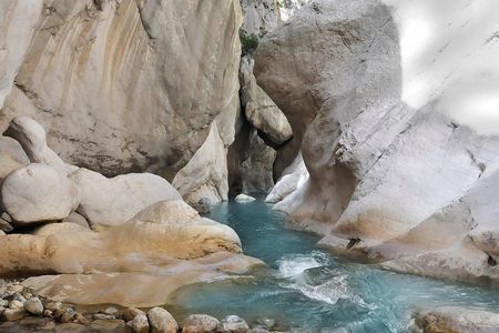 Göynük Canyon: Action-Packed Canyoning & Zipline Experience Kemer