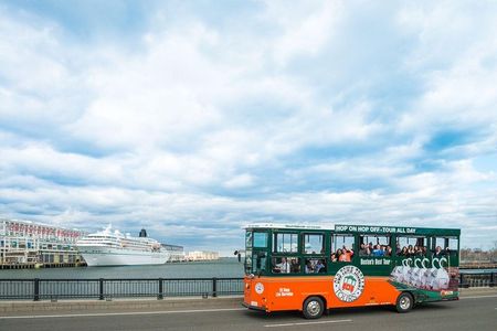 Boston Shore Excursion: Boston Hop-On Hop-Off Trolley Tour