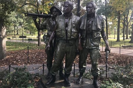 Private Customized Tour of Washington DC with US Veteran