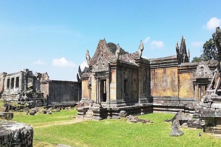 Private tour to Koh ker and Preah Vihear temple from Siem Reap
