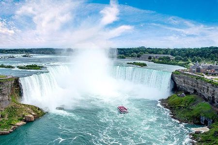 Toronto, Niagara Falls & Thousand Islands 3–DAY Trip