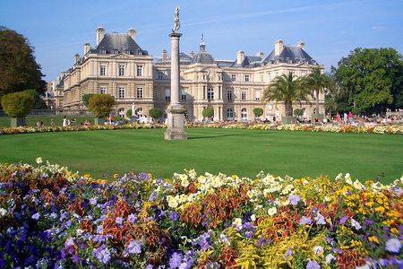 Paris Luxembourg Gardens Highlights Small-Group Walking Tour