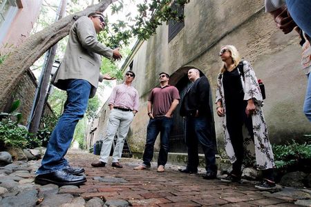 Charleston City Walking Tour with Edmondston-Alston House Admission