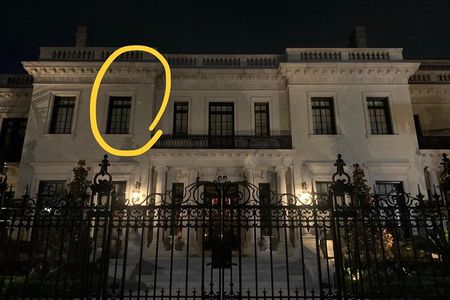 Savannah's 13 Ghosts, Voodoo, Murder & Mystery Tour