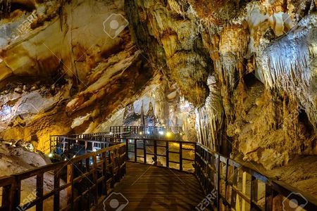 Paradise Cave & Dark Cave 
