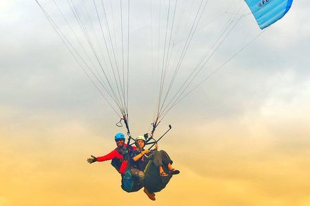 Paragliding Bali Nusa Dua cliff with Free Photo/Videos