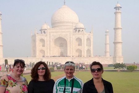 Private Taj Mahal Tour with well knowledgeable guide