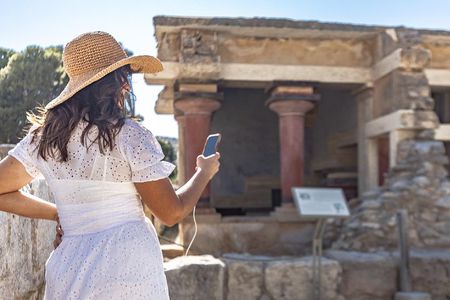 E-Ticket & Audio Tour for Knossos Palace: Unlock Minoan Majesty