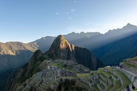 Sacred valley and Machu picchu 2 Days 1 Night