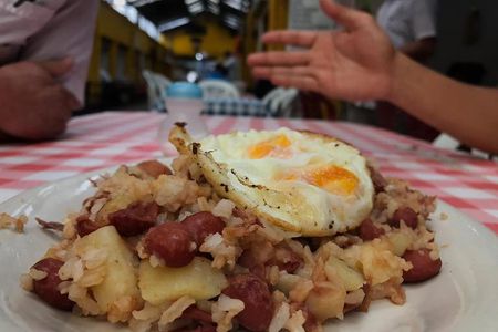 Discovering colombian breakfast culture
