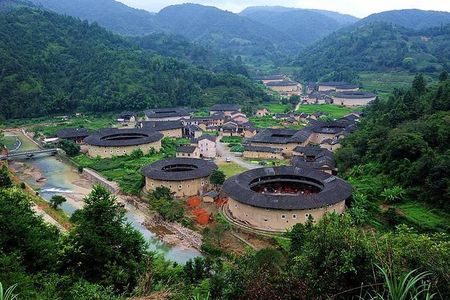 Tianluokeng Tulou Village Private Day Trip from Xiamen with Lunch