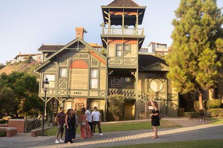 Old Town Food & Drink Walking Tour