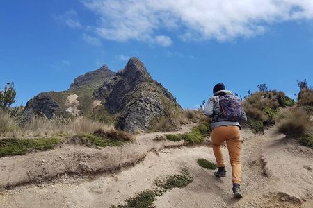 Cable Car Quito & Volcano Pichincha Trekking – Full Day Tour
